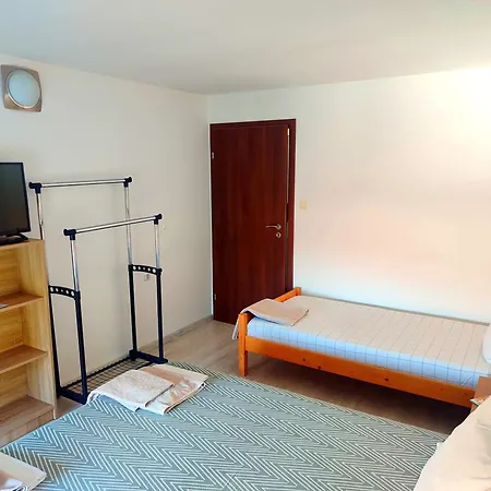 Alexandra 3*